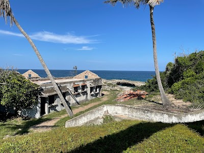 Praia de Pomene (Pomene Beach)