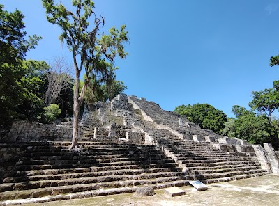 Les Ruines de Koutiala (Les Ruines de Koutiala)