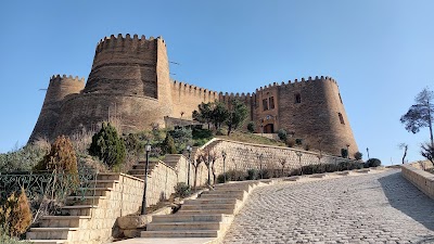 قلعه شاپورخواست (Shapur Khast Castle)