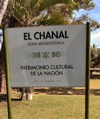 Zona Arqueológica El Chanal (El Chanal Archaeological Site)