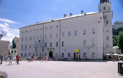 Salzburger Museum (Salzburg Museum)