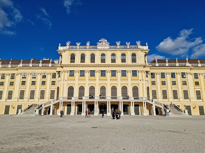 Schloss Schönbrunn (Schönbrunn Palace)