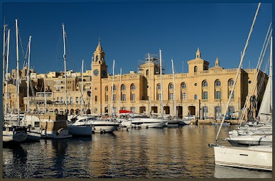 Il-Mużew Marittimu ta' Malta (The Malta Maritime Museum)