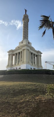 Monumento a los Héroes (Monumento a los Héroes)