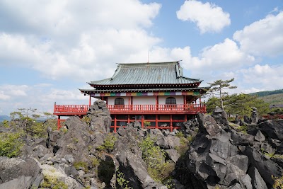 鬼押出し園 (Onioshidashi Park)