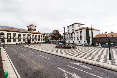 Ceadîr-Lunga Town Hall Square