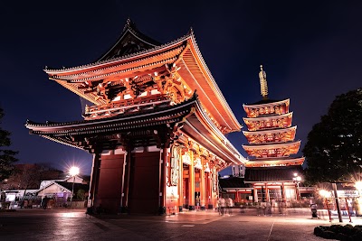 浅草寺 (Senso-ji Temple)