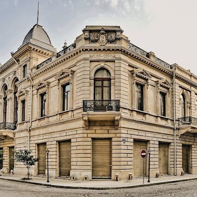 Azərbaycan Tarixi Muzeyi (National Museum of History of Azerbaijan)