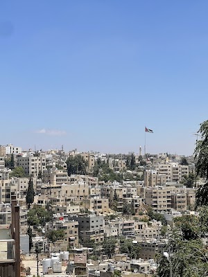 شارع الرينبو (Rainbow Street)