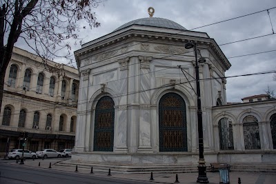 مقبره سلطان محمود (Ghazni's Tomb of Sultan Mahmud)