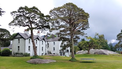 Gairdín Deirbhile (Derreen Gardens)