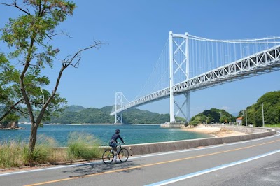 しまなみ海道 (Shimanami Kaido)