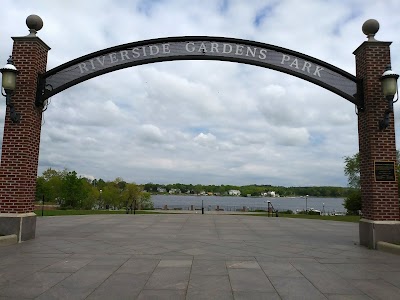 Riverside Gardens Park (Riverside Gardens Park)