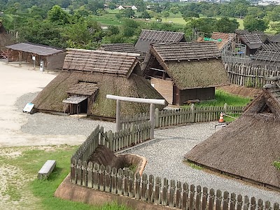 吉野ヶ里歴史公園 (Yoshinogari Historical Park)