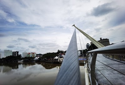 Pesisir Kuching (Kuching Waterfront)