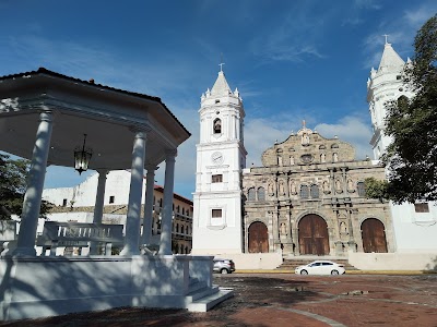 Plaza de la Independencia (Plaza de la Independencia)