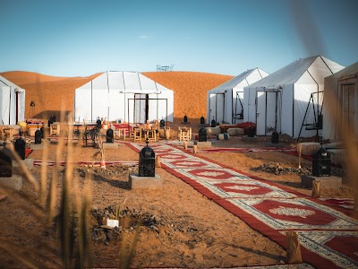 كثبان إرج شبي (Erg Chebbi Dunes)