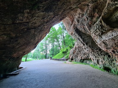 Gutmaņa ala (Gutmanis Cave)