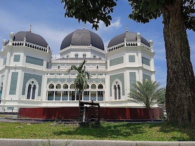 Masjid Raya Medan (Medan Grand Mosque)