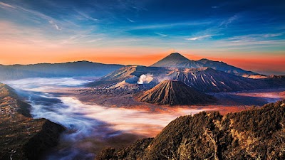 Gunung Bromo (Mount Bromo)