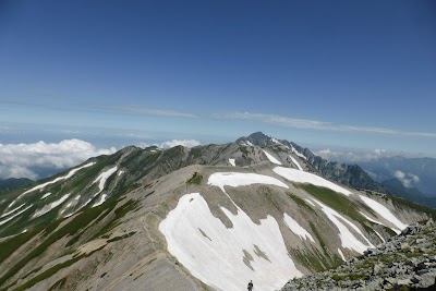 立山連峰 (Tateyama Mountain Range)