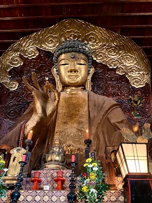 岐阜大仏 (Gifu Great Buddha)