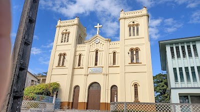 Katedraly Toamasina (Toamasina Cathedral)