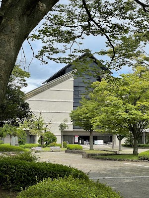 山形美術館 (Yamagata Museum of Art)