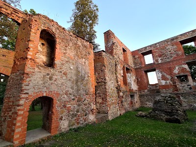 Grobiņas pilsdrupas (Grobiņa Castle Ruins)