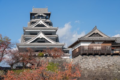 熊本城 (Kumamoto Castle)