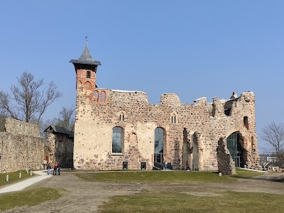 Dobeles pilsdrupas (Dobele Castle Ruins)