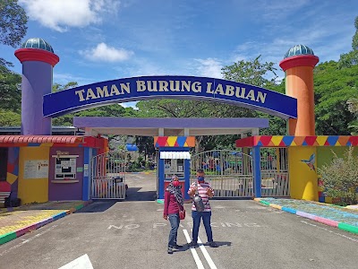 Taman Burung Labuan (Labuan Bird Park)