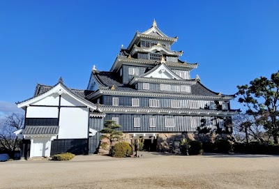 岡山城 (Okayama Castle)