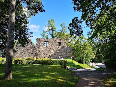 Valmieras pilsdrupas (Valmiera Castle Ruins)