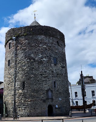 Tor Mhic Raedail (Reginald's Tower)