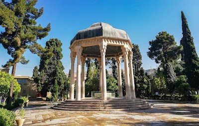 مقبره حافظ (Hafez Tomb)