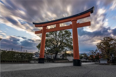 伏見稲荷大社 (Fushimi Inari Taisha)