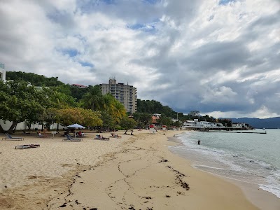 Doctor's Cave Beach