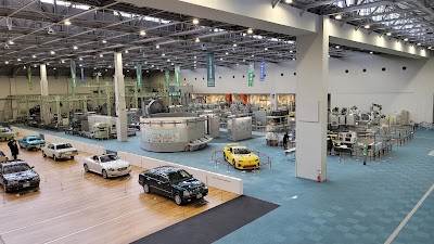 トヨタ産業技術記念館 (Toyota Commemorative Museum of Industry and Technology)