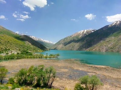 دریاچه گهر (Gahar Lake)