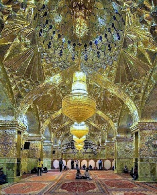 مزار شاه چراغ (Shah-i-Cheragh Shrine)