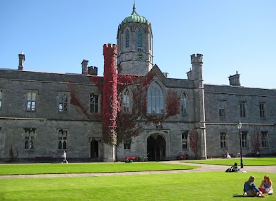 Ollscoil na hÉireann, Gaillimh (National University of Ireland, Galway)