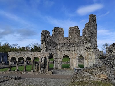 Mainistir Mhélifont (Old Mellifont Abbey)