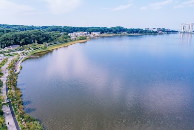 경포호 (Gyeongpo Lake)