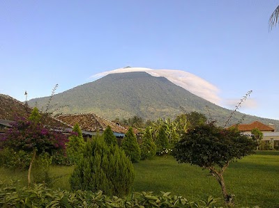 Gunung Tanggamus (Mount Tanggamus)