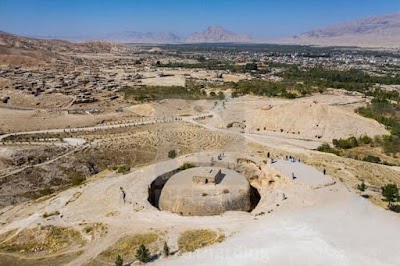 تخت رستم (Takht-e Rostam)