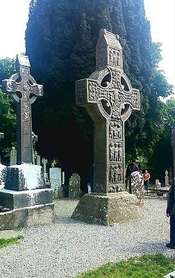 Mainistir Bhuithe (Monasterboice)