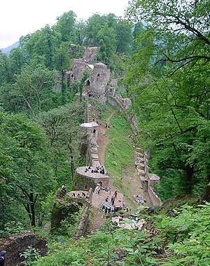 قلعه فومن (Fuman Castle)