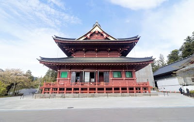 輪王寺 (Rinnoji Temple)