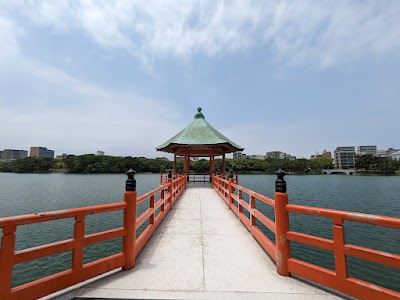 大濠公園 (Ohori Park)